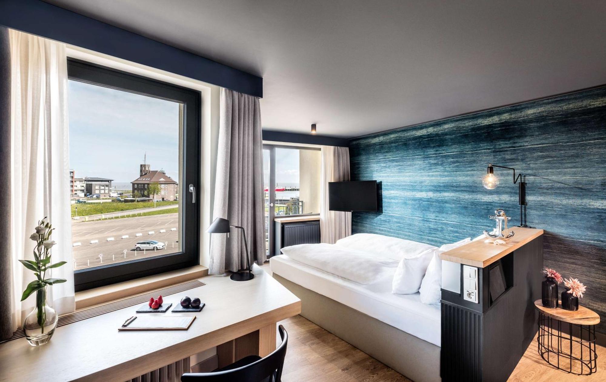 Western Donners Hotel 4*
